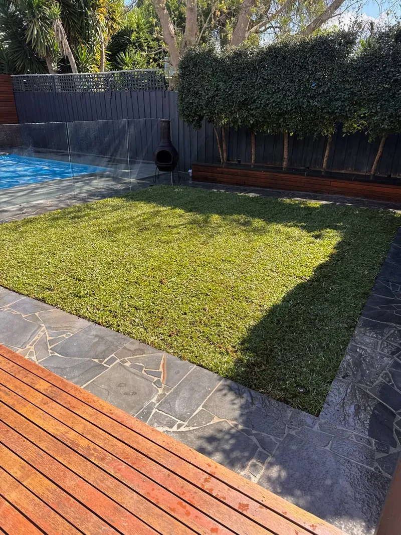 Bluestone crazy paving border — Melbourne by Antonio PrimeScape Construction