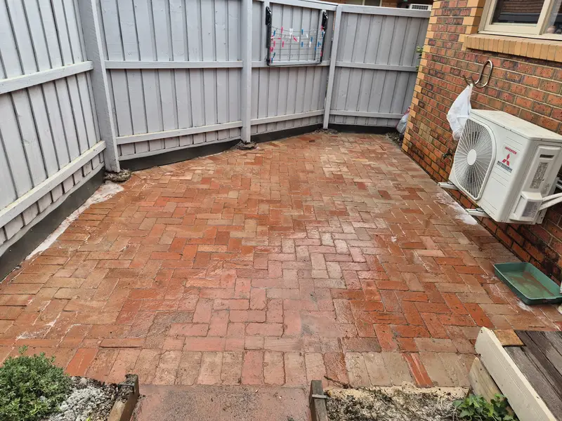 Recycled red brick courtyard paving